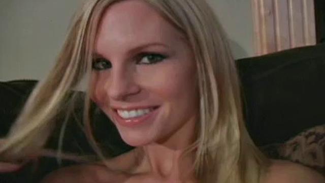 Aimee Addison Wants to Play With Pantyhose Fetish