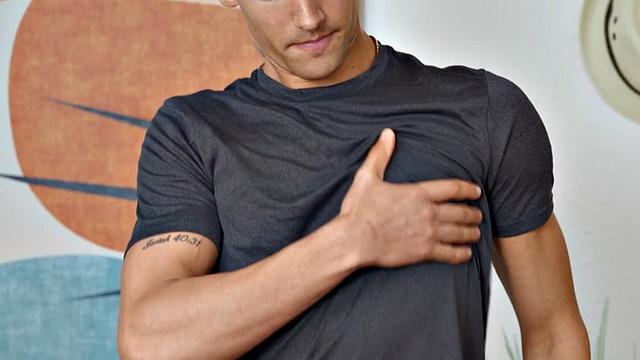 Amateur eager jock on casting wanks till cumshot