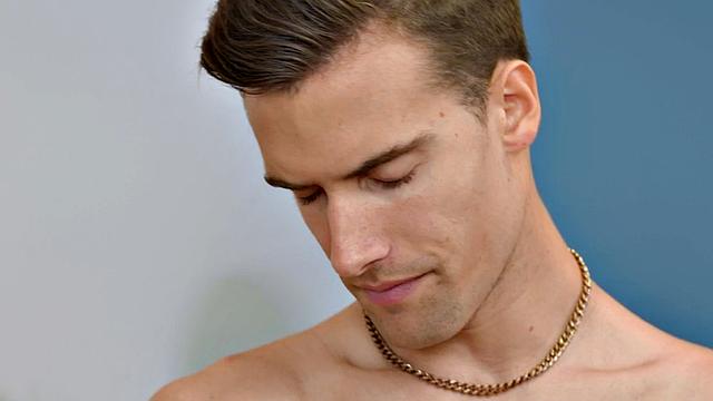 Amateur eager jock on casting wanks till cumshot