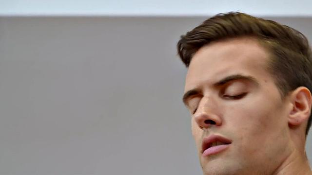 Amateur eager jock on casting wanks till cumshot