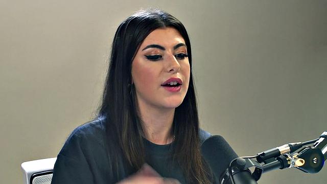 Hairy solo amateur babe rubs pussy after casting