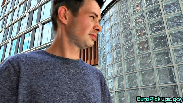 Real straight stud gets facial outdoors