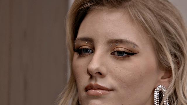 Sexy Blonde Melody Marks Fucked And Filled