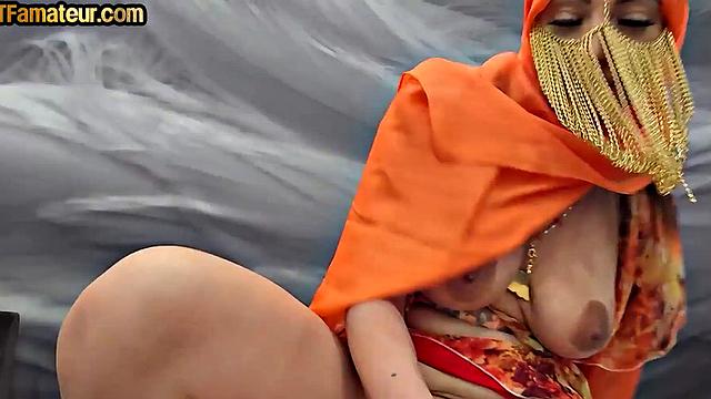 Arab hijab amateur pussynailed in passionate POV