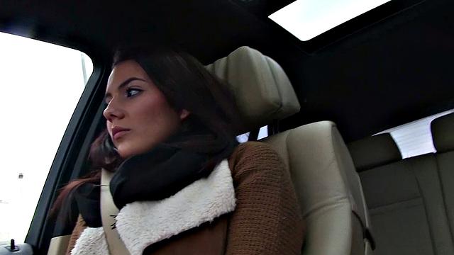 ванесса потеряла парня, но не оргазм - автостоп с бонусом