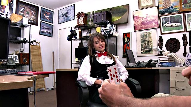 Amateur pawnshop POV babe gets banged in office by BWC