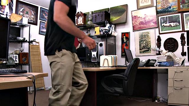 Amateur pawnshop POV babe gets banged in office by BWC