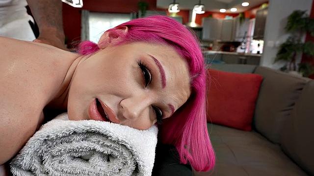 Big ass babe drilled by masseur