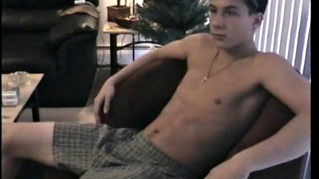 I seduce a straight guy from Boston with a hungry blowjob