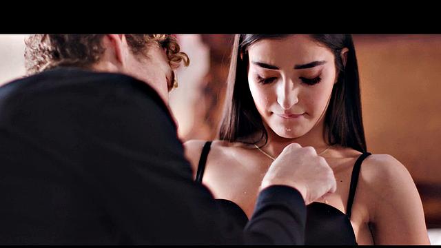 Blonde Beauty Made Love Outdoors - EroticaX