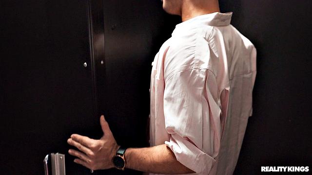 Today's Feature: Gloryhole