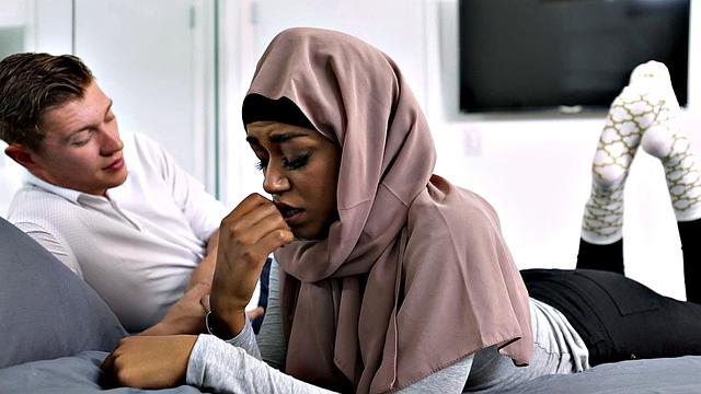 Pleasuring My Stepsister In Hijab