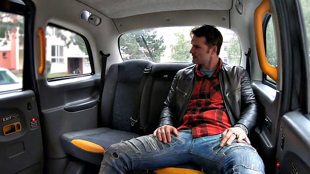 Roundass Czech cabbie gets fingered and licked before sex