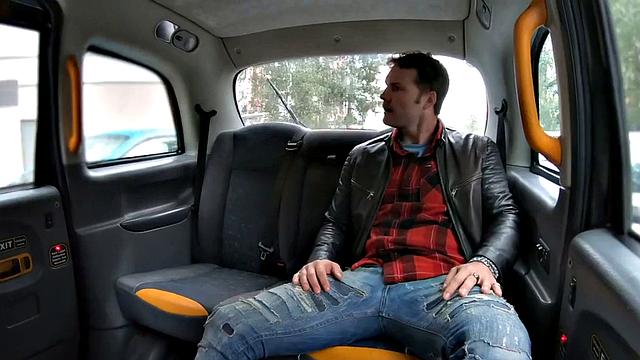 Roundass Czech cabbie gets fingered and licked before sex
