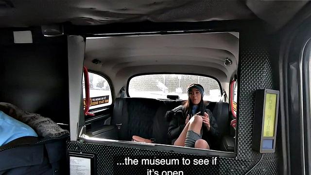 Real babe fucked in backseat for free taxi ride