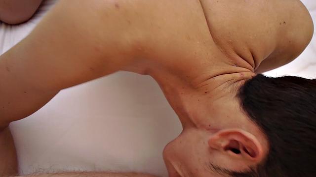 Assfucking gaydaddy drills Asian twink in closeup anal