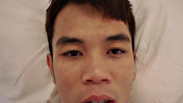 Assfucking gaydaddy drills Asian twink in closeup anal