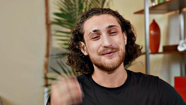 Inked amateur jock solo wanking his loaded cock