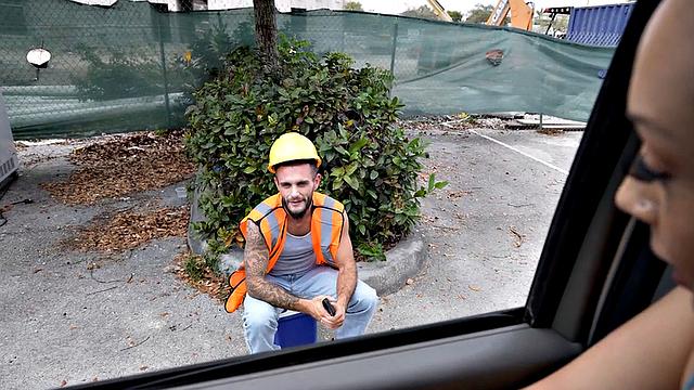 Straight worker fucks daddy ass in public van outdoor