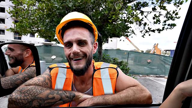 Straight worker fucks daddy ass in public van outdoor