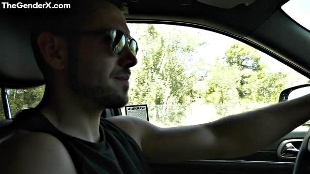 Fishnets alt trans in bareback action