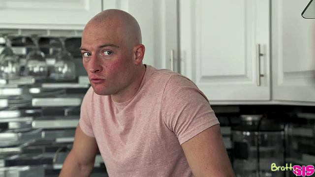 Giving My Step Sister The Finger - S18:E4