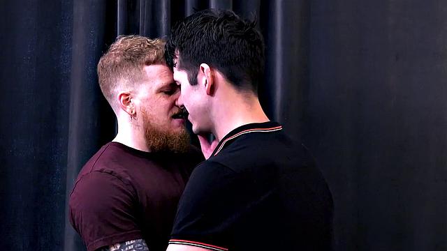 Redhead amateur pussy stud rides BFs cock after 69