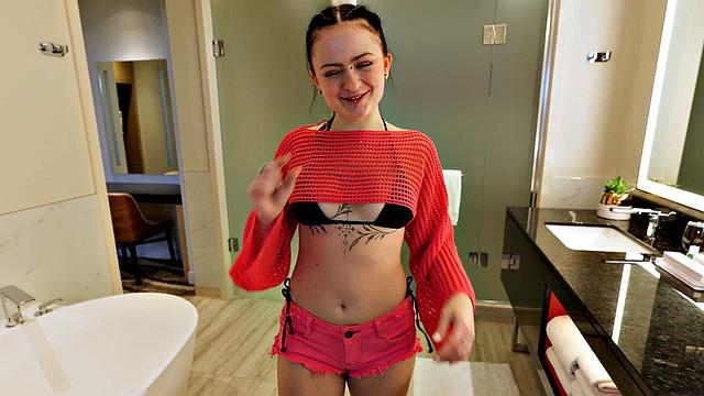 Eager Chick Gets the Vegas Experience