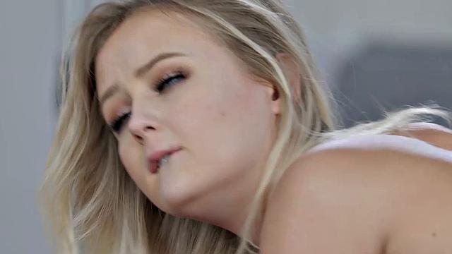 Petite Blonde Teen Enjoys Intimate After Having Her Pussy Eaten Out