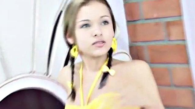 Selina getting spit roasted by double dick