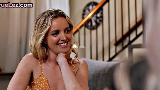 Stunning Lesbians strapon each other