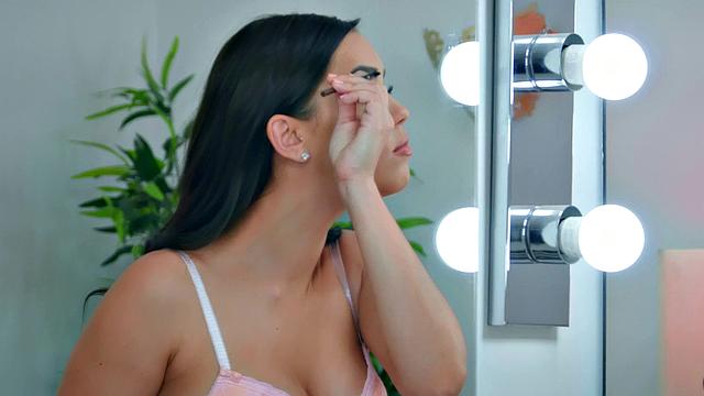 American brunette in high heels gets her pussy filled with jizz and creampied