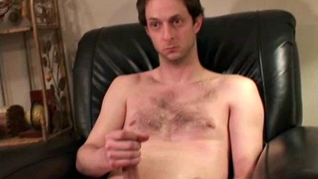 A painter and aspiring writer, he is a new addition to the Atlanta population. Brandon is 32 years old, 6'2", and 165 pounds, and enjoys traveling.