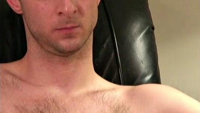 A painter and aspiring writer, he is a new addition to the Atlanta population. Brandon is 32 years old, 6'2", and 165 pounds, and enjoys traveling.