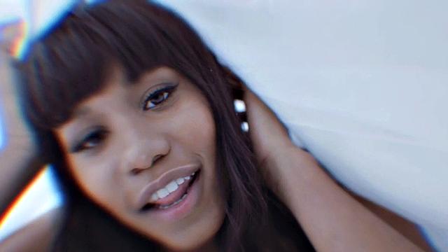 Ebony les babe pussylicked by busty MILF in her office