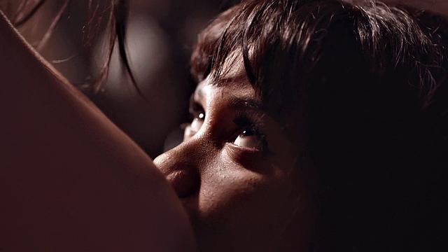 Ebony les babe pussylicked by busty MILF in her office