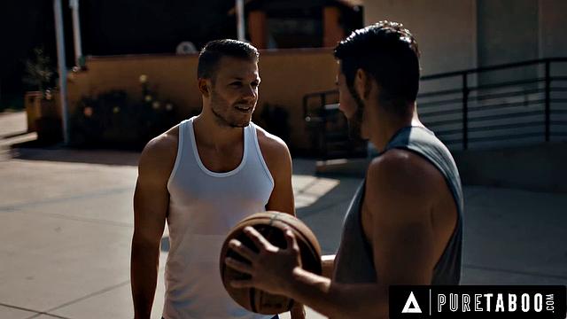 PURE TABOO: мачеха Шина Райдер поддаётся просьбе пасынка о тройном двойном проникновении - испанские субтитры