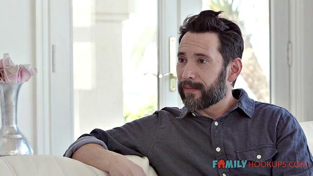 Gizelle Blanco gets help filming content for her social media account