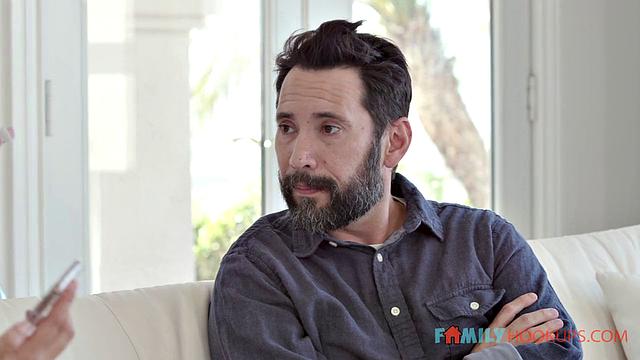 Gizelle Blanco gets help filming content for her social media account