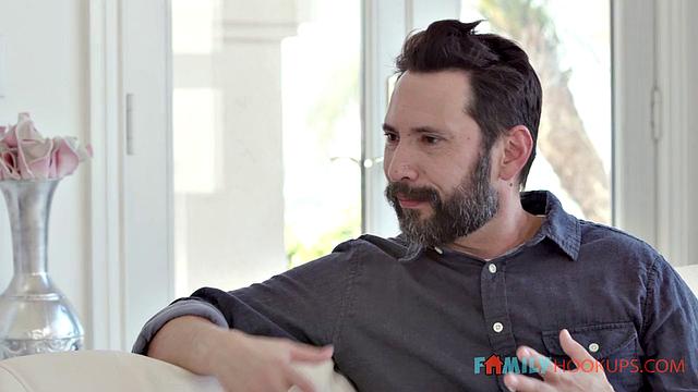 Gizelle Blanco gets help filming content for her social media account