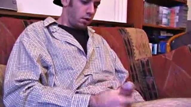 Tag and Kent go wild sucking cock together