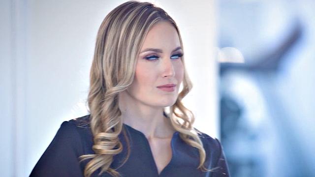 NURU MASSAGE - Sexy Masseuse Scarlett Sage Manipulates Rival By Fucking During NURU Massage