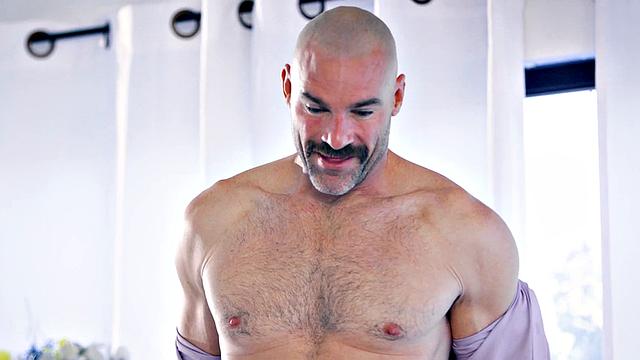 NURU MASSAGE - Sexy Masseuse Scarlett Sage Manipulates Rival By Fucking During NURU Massage