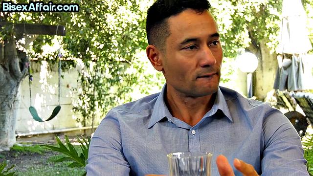 Hairycunt cutie smashed in bi 3way