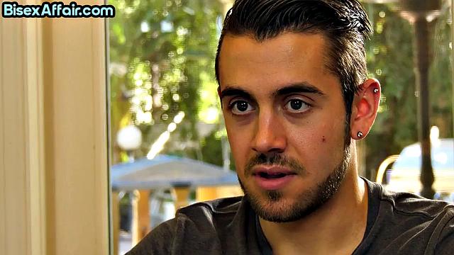 Hairycunt cutie smashed in bi 3way