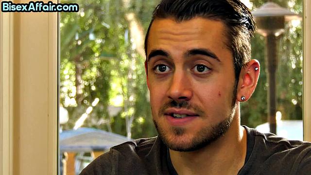 Hairycunt cutie smashed in bi 3way