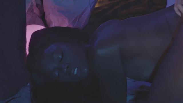 Ebony les pussylicks tattooed before strapon sex