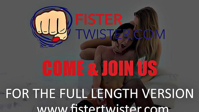 Whitney Conroy - Incredible Fisting