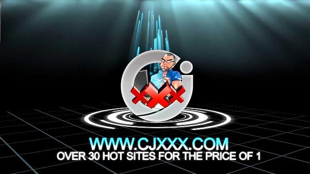 Гей парень втирает левой рукой и удивляется, сколько может выдать спермы в одиночку-привет честности, про левых никто не говорил!