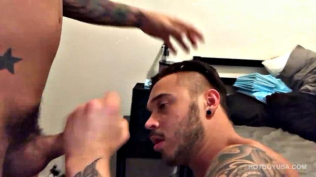 Chris Meyers Sucks Seth